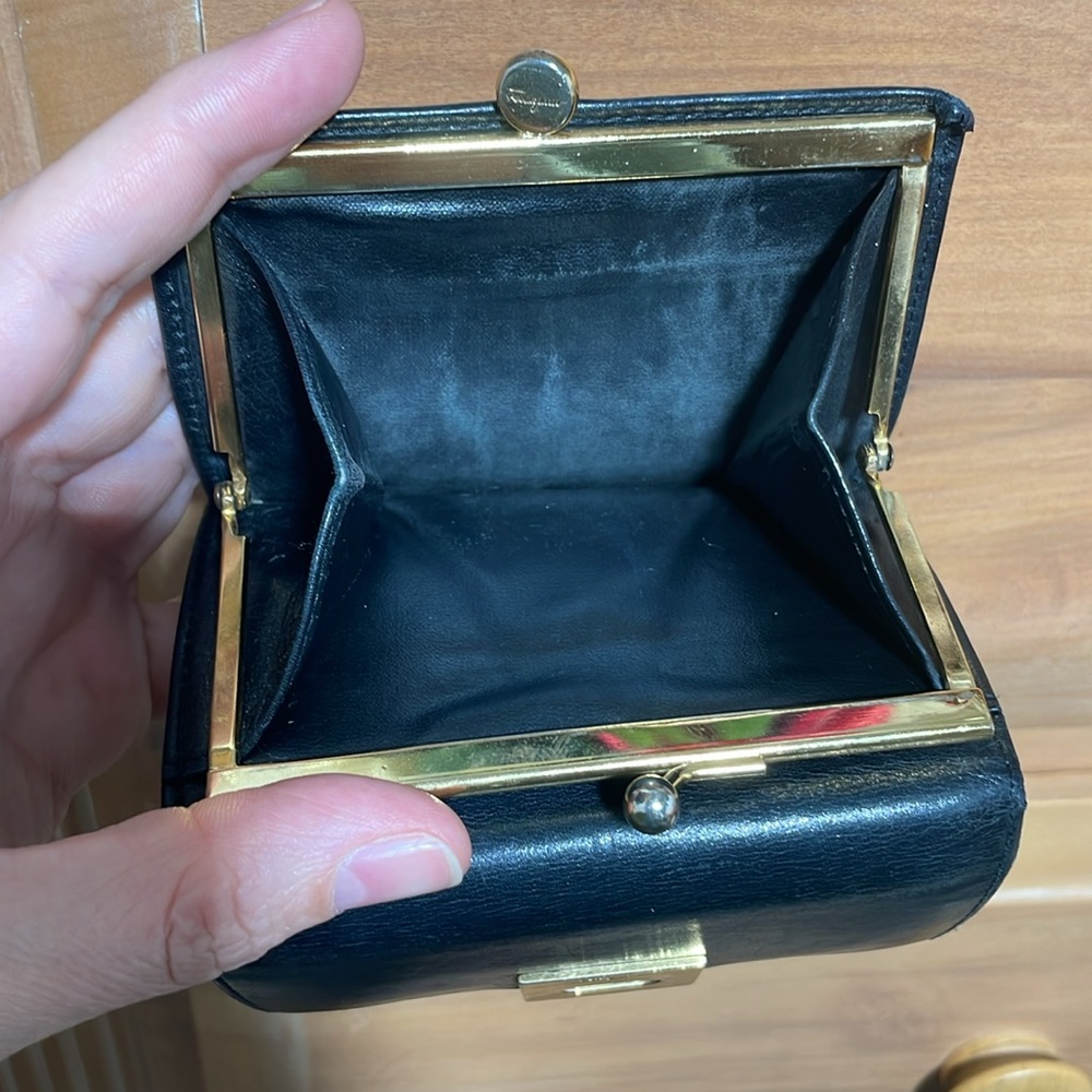Salvatore Ferragamo Vintage Gancini Trifold Wallet Black Leather Made in Italy - Picture 10 of 13